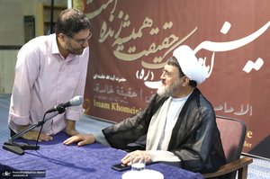 بازدید جمعی از دانش آموزان دبیرستان علوم و معارف اسلامی شهید مطهری (ره) از جماران