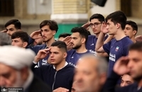 تصاویری از دیدار مدال‌آوران ورزشی و المپیادهای علمی جهانی با رهبر معظم انقلاب (8)