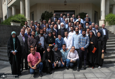 حضور رییس جمهور در جمع خبرنگاران به مناسبت روز خبرنگار