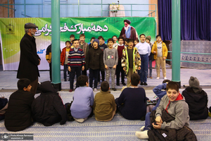 بازدید اقشار مختلف مردم از بیت امام خمینی (س) در جماران-5