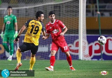 برف شدید در بازی پرسپولیس و سپاهان+عکس و ویدیو