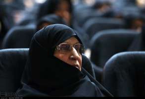 همایش بانوی مبارز با هدف پاسداشت مرحومه حدیدچی