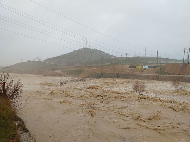 تلاش رودخانه بشار برای بازپس گیری حریم طبیعی خود