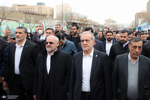 حضور شخصیت های سیاسی در راهپیمایی 22 بهمن در سراسر کشور