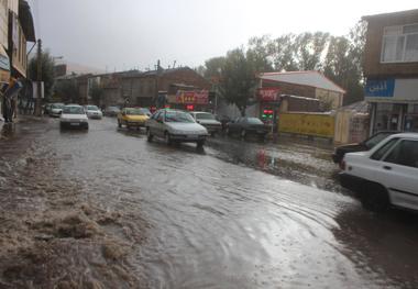 بارش باران موجب آبگرفتگی معابر خلخال شد