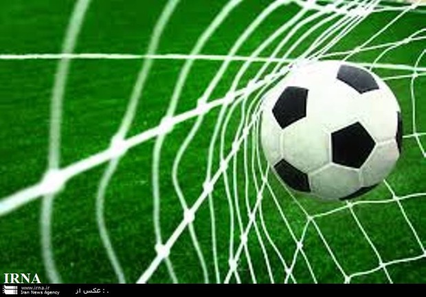 فوتبال دسته سوم   فاروق مرودشت از سد یزد گذشت