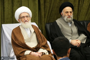 عمامه گذاری طلاب در روز عید مبعث توسط مراجع عظام تقلید‎‎