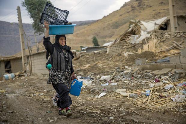 زنان سرپرست خانوار در بهت و شوک زلزله