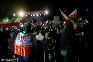 هشتادمین اجتماع پر شور مردم در میادین تهران