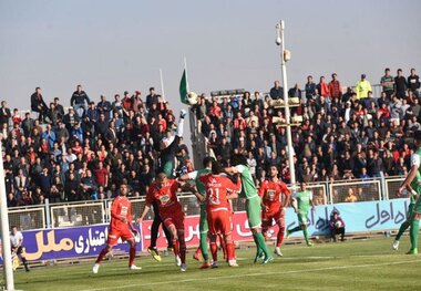 جدال پرسپولیس و فولاد برای دوم شدن
