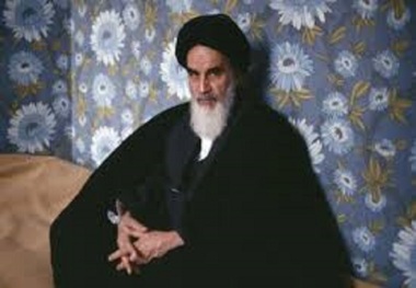 Imam Khomeini stresses expressing the purposes of the verses of the Holy Quran
