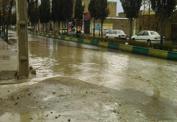 16میلیمتر بارندگی در آبادان باعث آبگرفتگی معابر شد