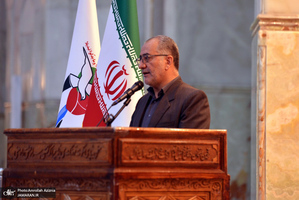 تجدید میثاق جمعی از خانواده های معظم شهدا، جانبازان، ایثار گران و رئیس و کارکنان بنیاد شهید با آرمان های حضرت امام(س)