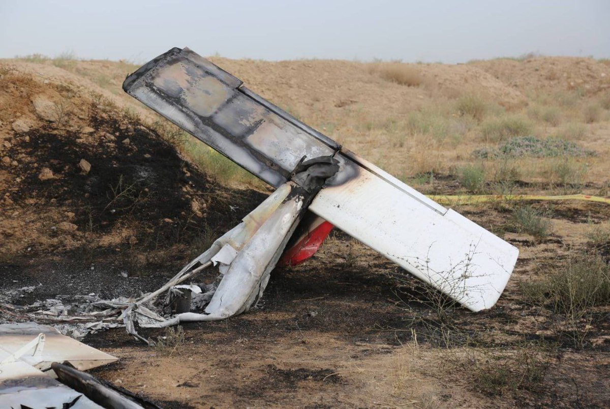 سقوط یک هواپیما در کرج با دو کشته + عکس