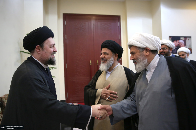 حاشیه تجدید میثاق اعضای مجلس خبرگان رهبری با آرمان‌های امام خمینی(س)؛