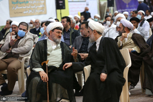 مراسم چهلمین روز ارتحال سید محمود دعایی در حرم مطهر امام خمینی