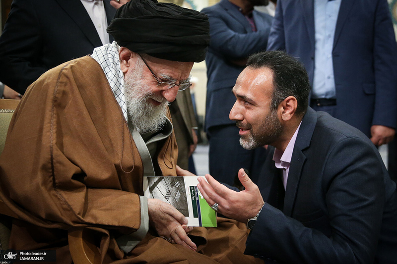 دیدار شاعران و اهالی فرهنگ و ادب فارسی با رهبر معظم انقلاب