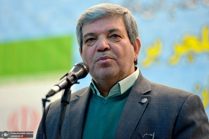 رزمایش کمک مومنانه با اهدای ۳۰۰ دستگاه ویلچر به بهزیستی در حرم امام  خمینی (س)