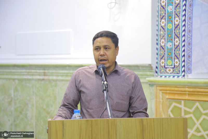 نشست «قرآن و عترت، محور اتحاد مسلمانان در اندیشه امام خمینی(س)» به زبان اردو