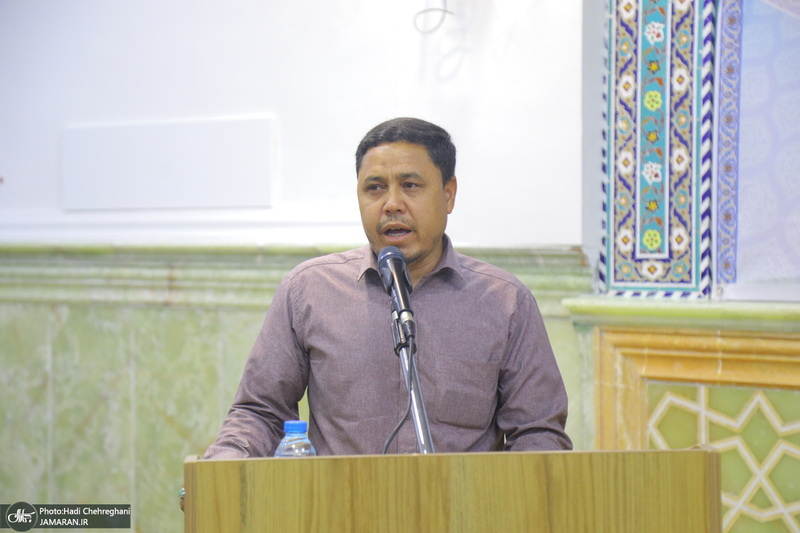 نشست «قرآن و عترت، محور اتحاد مسلمانان در اندیشه امام خمینی(س)» به زبان اردو