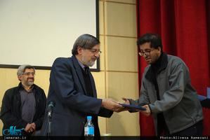 اکران دانشجویی فیلم ترور سرچشمه در دانشگاه علوم پزشکی تهران با حضور محمدرضا بهشتی و محمود صادقی 