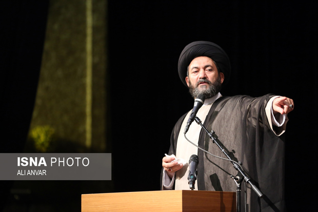 صفویه نقطه عزت و اقتدار ایران است