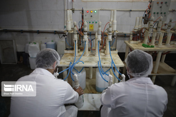 تولید روزانه ۲۵هزار لیتر محلول ضدعفونی و 60 هزار ماسک در گیلان
