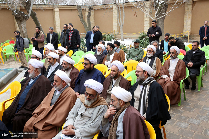 بازدید نماینده ولی فقیه در استان مرکزی از رویدادهای فرهنگی و هنری هفته بر آستان آفتاب