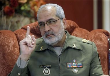 امیر سرتیپ شیخ، معاون ارتش: هیچ کشوری خود را درگیر رزم زمینی با ایران نخواهد کرد/ دوران جنگ‌های تک نیرویی گذشته است/ فضاسازی‌های مجازی و تحلیل‌های غیر تخصصی در حوزه دفاعی، نباید موجب نگرانی ملت بزرگ و آگاه ما شود