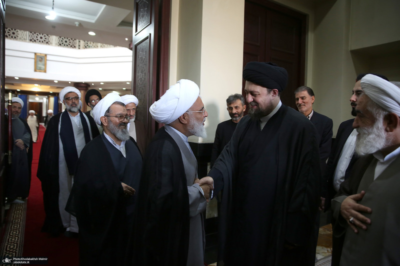حاشیه تجدید میثاق اعضای مجلس خبرگان رهبری با آرمان‌های امام خمینی(س)؛