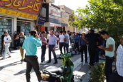 هجوم مردم شیراز برای فروش ارز  صرافی ها: نمی خریم