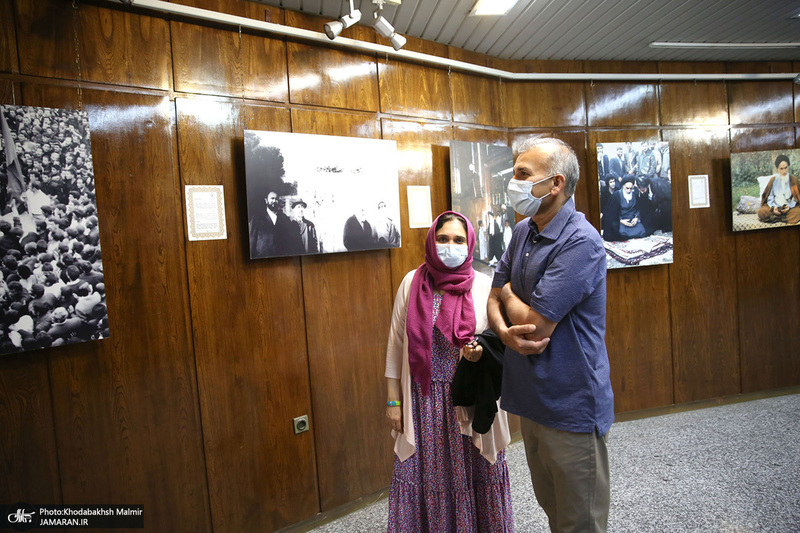 بازدید جمعی از گردشگران خارجی از بیت امام خمینی در جماران‎‎