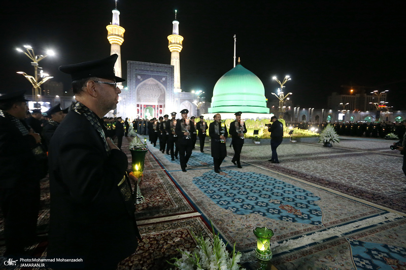 آئین خطبه خوانی شب شهادت امام رضا (ع) در حرم مطهر رضوی