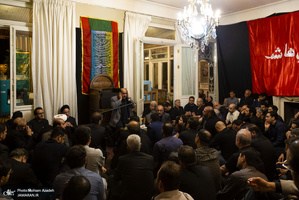 عزاداری شب عاشورای حسینی(ع) در منزل صادق خرازی