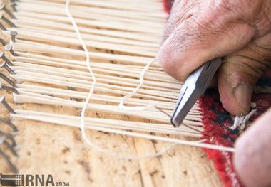 ۱۰۴۰۰ بافنده فرش در سمنان فعالیت دارند