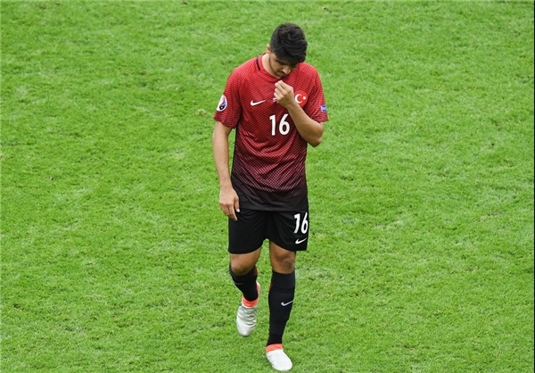 دستگیری ستاره ترکیه به اتهام قاچاق خودروی لوکس 