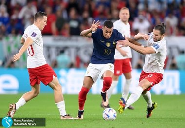 عکسl عبور امباپه از رونالدو و پله