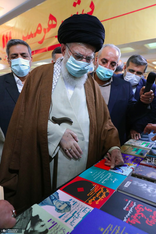 بازدید رهبر معظم انقلاب از سی و‌‌ چهارمین نمایشگاه بین‌المللی کتاب تهران