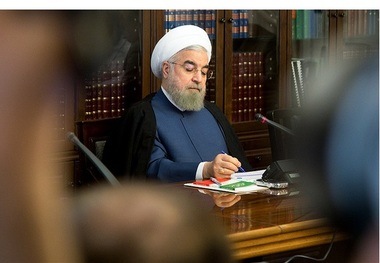 روحانی در پیامی به  رییسی و علم‌الهدی تسلیت گفت 