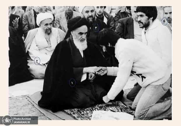 حضور آیت الله صدوقی در نماز جماعت امام خمینی در نوفل لوشاتو