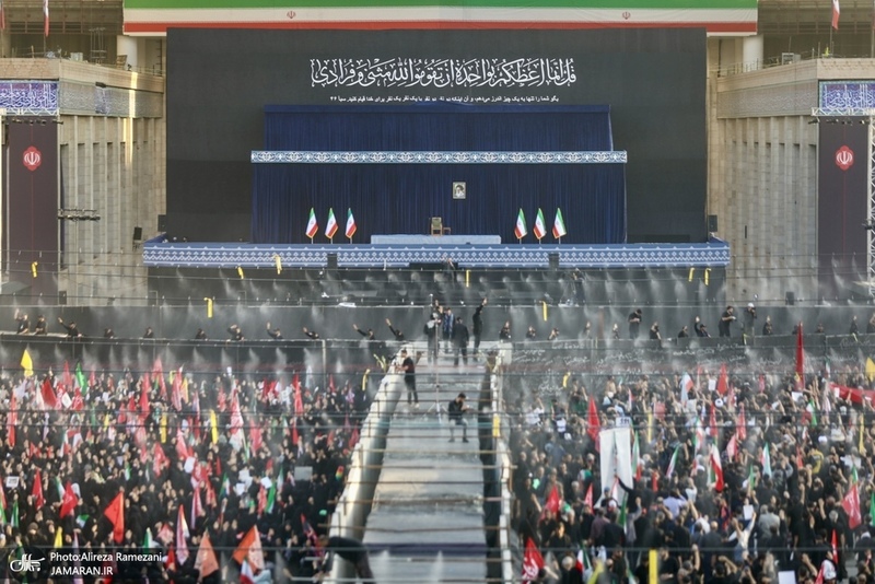 مراسم وداع با پیکر رهبر شهید
