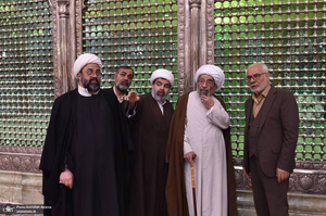 حضور آیت الله مصطفی اشرفی شاهرودی در حرم امام خمینی (س)