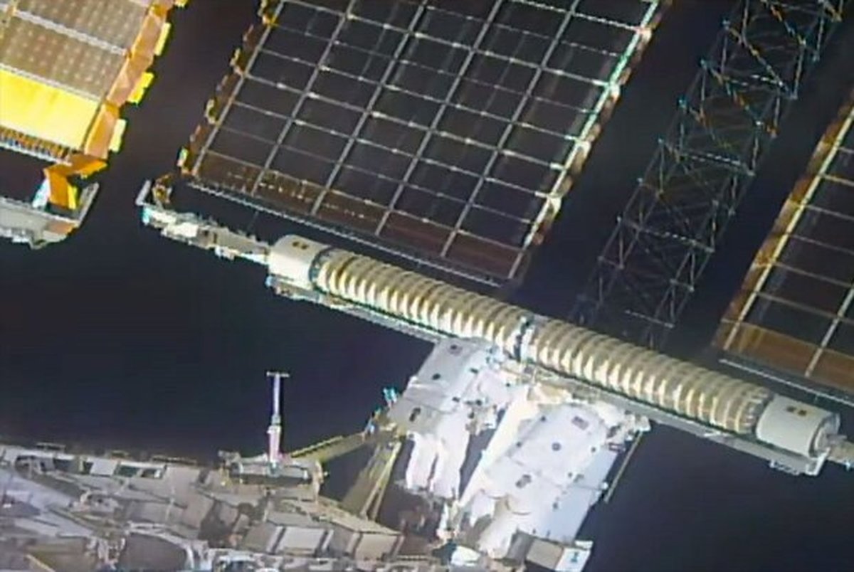نصب دومین پنل خورشیدی جدید در ایستگاه فضایی بین المللی 