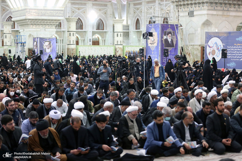 مراسم شب نوزدهم ماه مبارک رمضان در حرم امام خمینی (س) 2