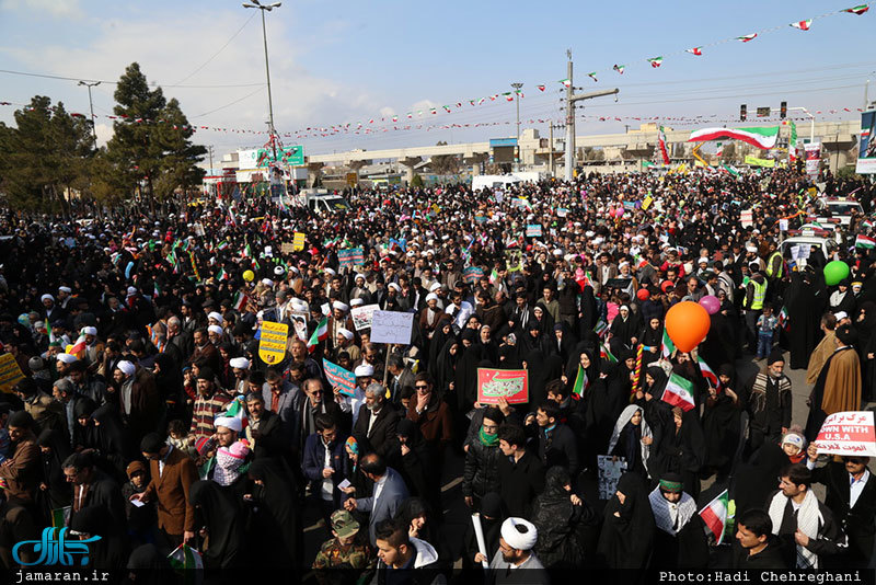 راهپیمایی باشکوه 22 بهمن در قم 