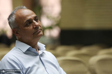 واکنش احمد زیدآبادی به دستور پزشکیان برای سیاه کردن سیم کارت های سفید!