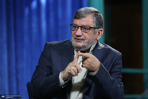 روح‌الامینی درباره تجمع حجاب: هر کسی می‌آید، چادری می‌زند، تابلویی بلند می‌کند، تهمتی می‌زند و جریانی را هدایت می‌کند که معلوم نیست شاید با ده‌ها واسطه به موساد یا سی‌آی‌ای وصل نباشد! نفوذ مگر چه است؟ 