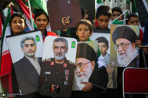 راهپیمایی باشکوه 13 آبان در تهران - 1