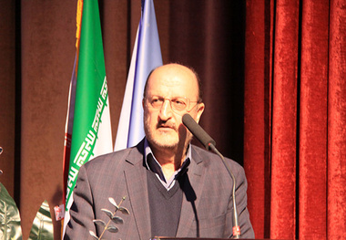 مسئولان  تحمل خود را در برابر نقد بالا ببرند