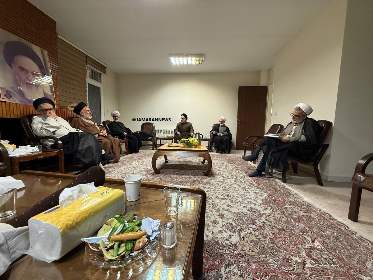 تصاویری از جلسه مجمع روحانیون مبارز با حضور سید محمد خاتمی